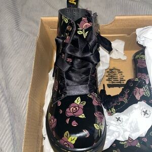 Floral Black Toddler Dr Martens
